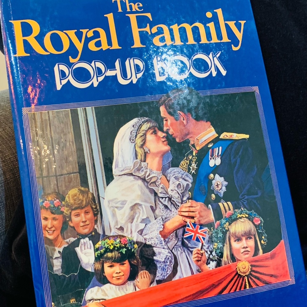 The royal family pop-up book